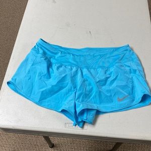 nike womens running shorts